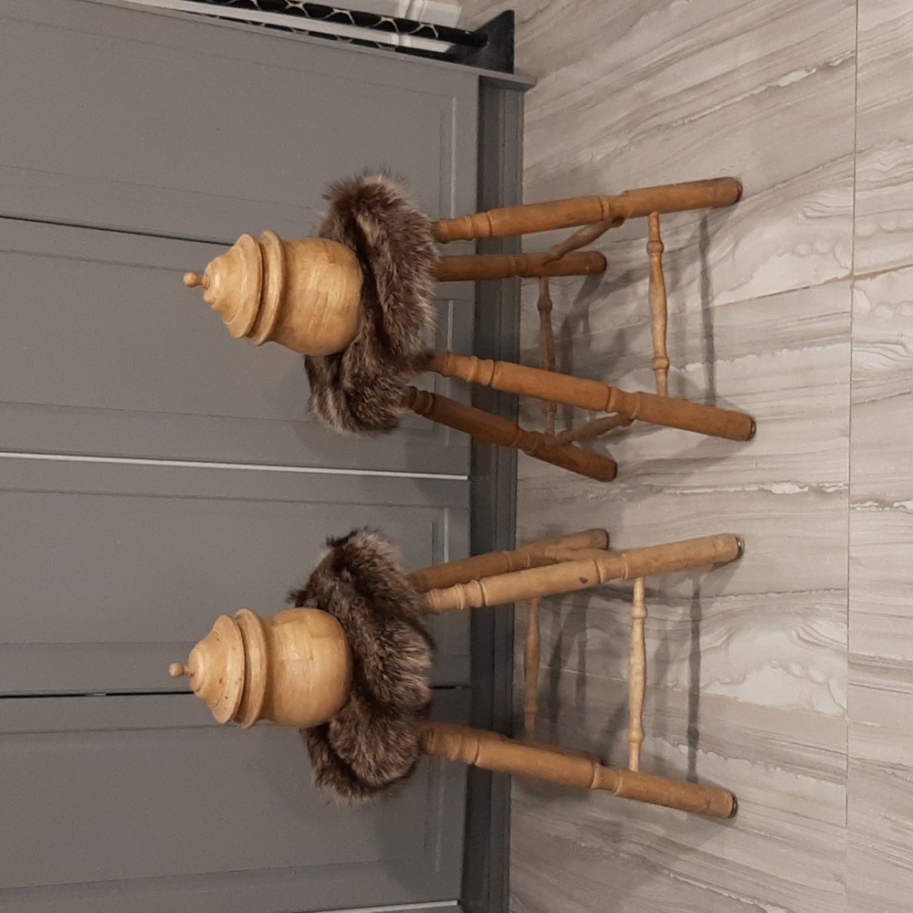 Stools - Picture 8 of 8